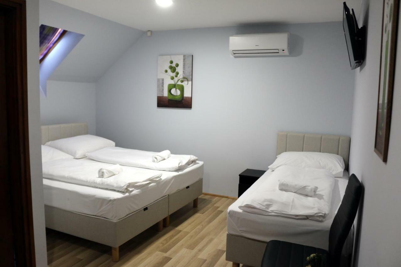 Soerpatika Vendeghaz Hotel Badacsonytomaj Eksteriør billede